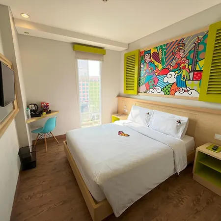 Maxonehotels.Com At Kramat